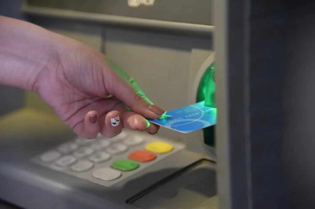 multimedia.grande.a8305f493c0de9cc.Z3JhbmRlLndlYnA=