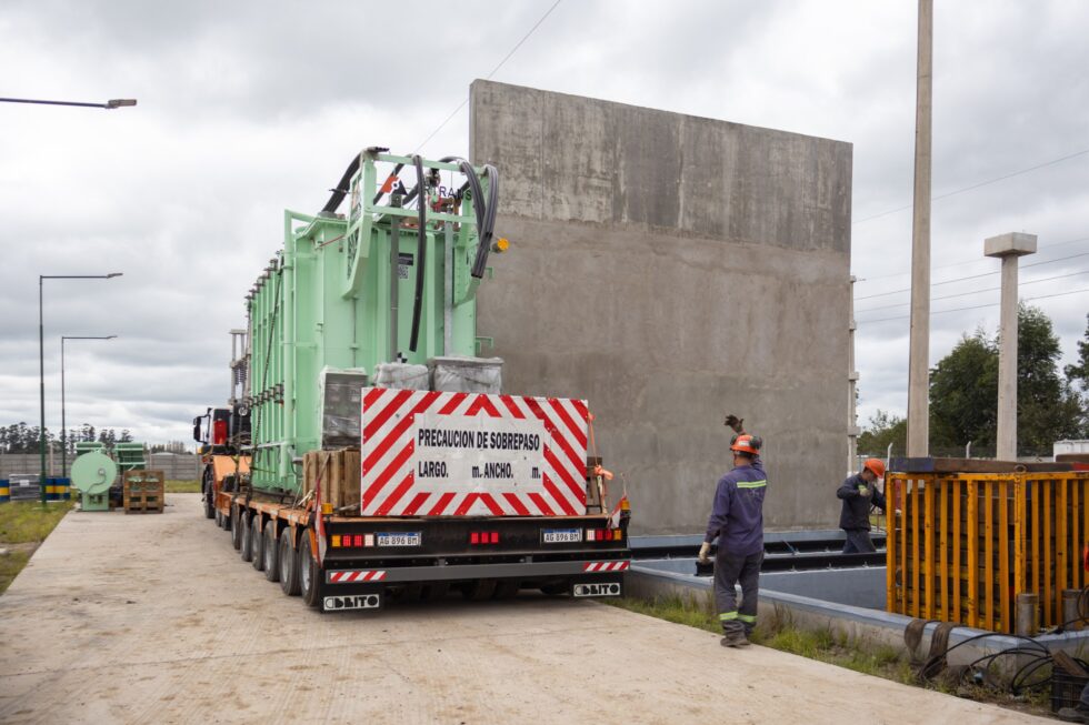 5168088762813624016-980x653