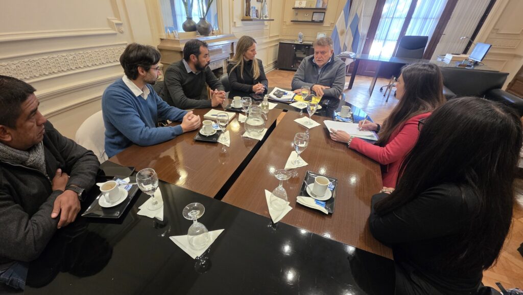 515530702_1049382807340479_1623830971831617158_n