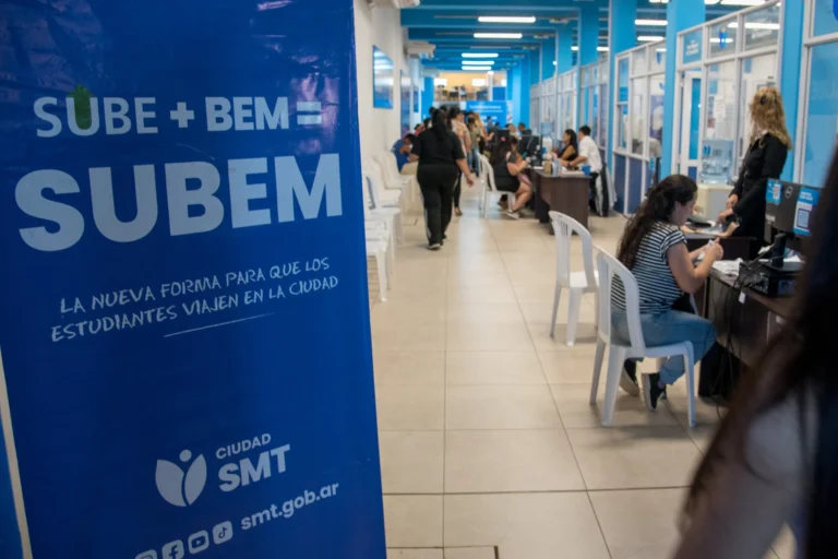 multimedia.grande.b000933dcf8370e4.Z3JhbmRlLndlYnA=