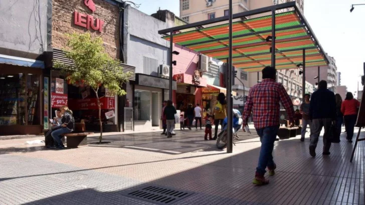 comercios-bares-y-restaurantes-como-funcionaran-durante-feriado-viernes-foto-archivo-la-gaceta-959515-083724-e1690394672173-1024x576-1-728x410